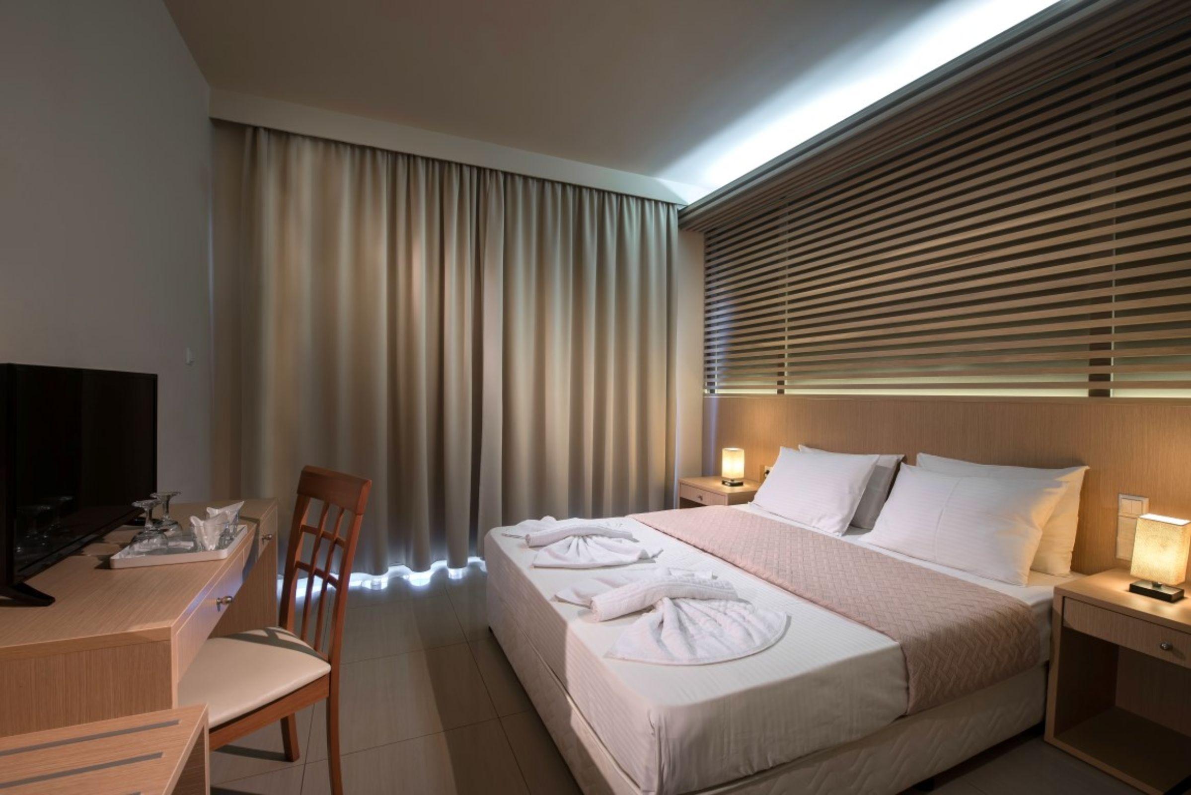 Oasis Beach Hotel - Adults Only Anissaras Eksteriør billede