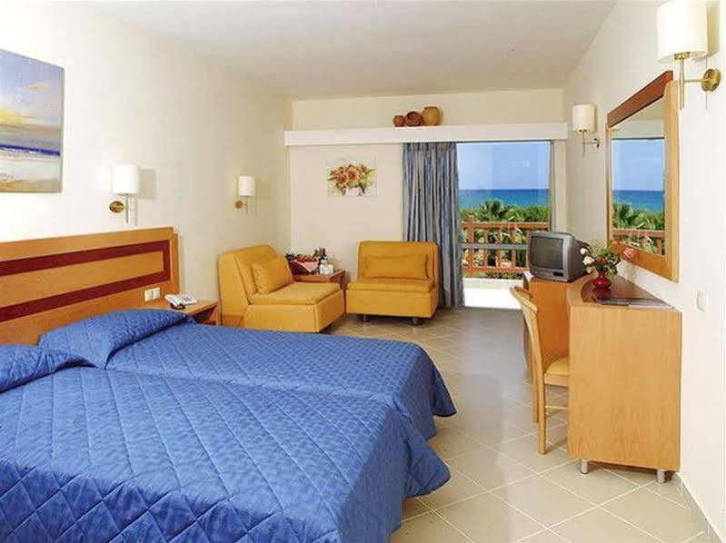 Oasis Beach Hotel - Adults Only Anissaras Eksteriør billede